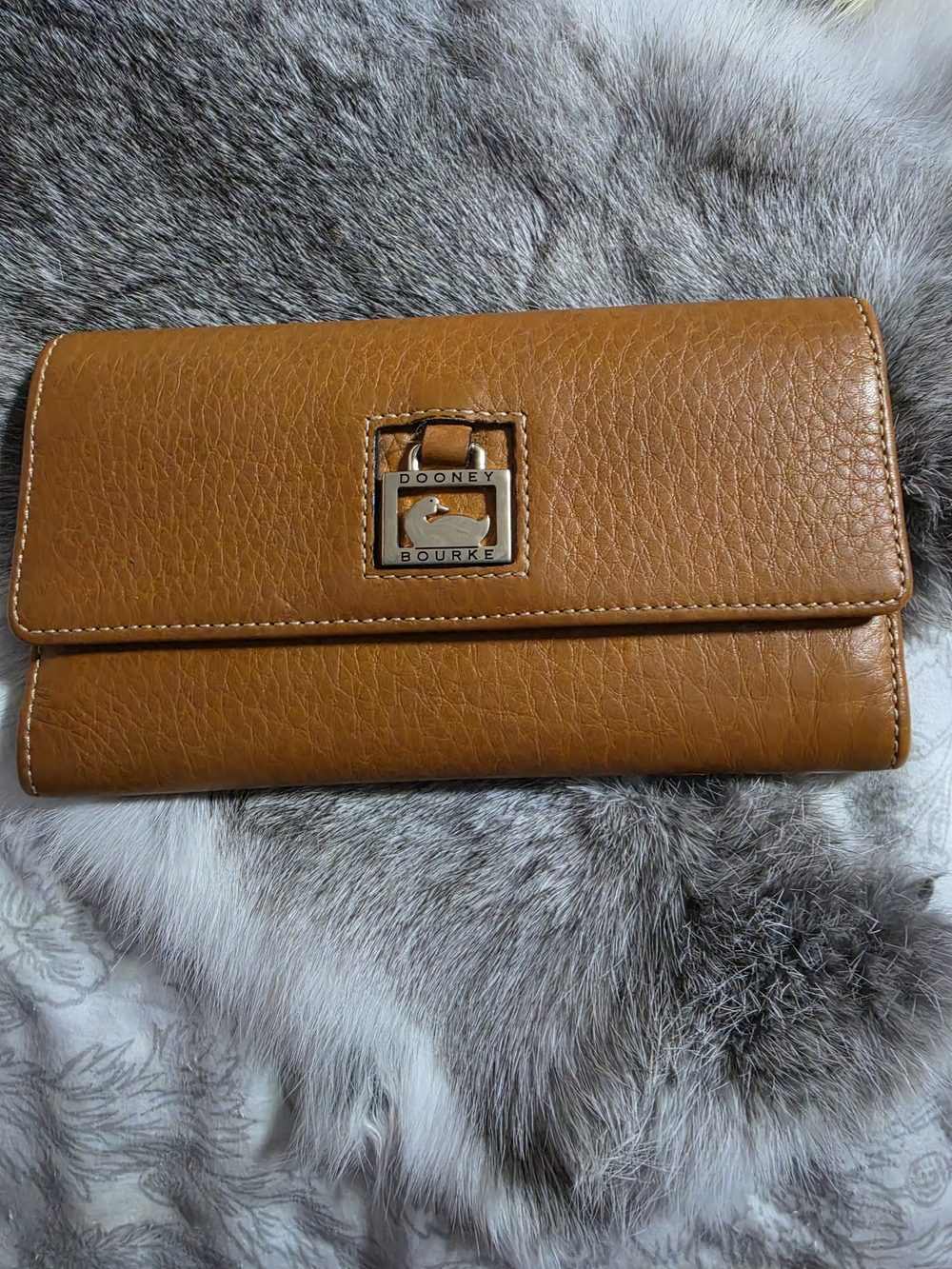 Dooney & Bourke Tan Leather Continental Wallet